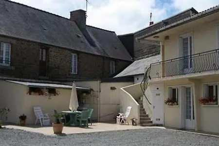 Le Lithana Hotell 3*