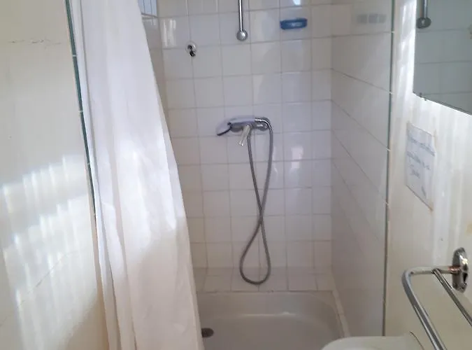 Le Lithana Pontorson